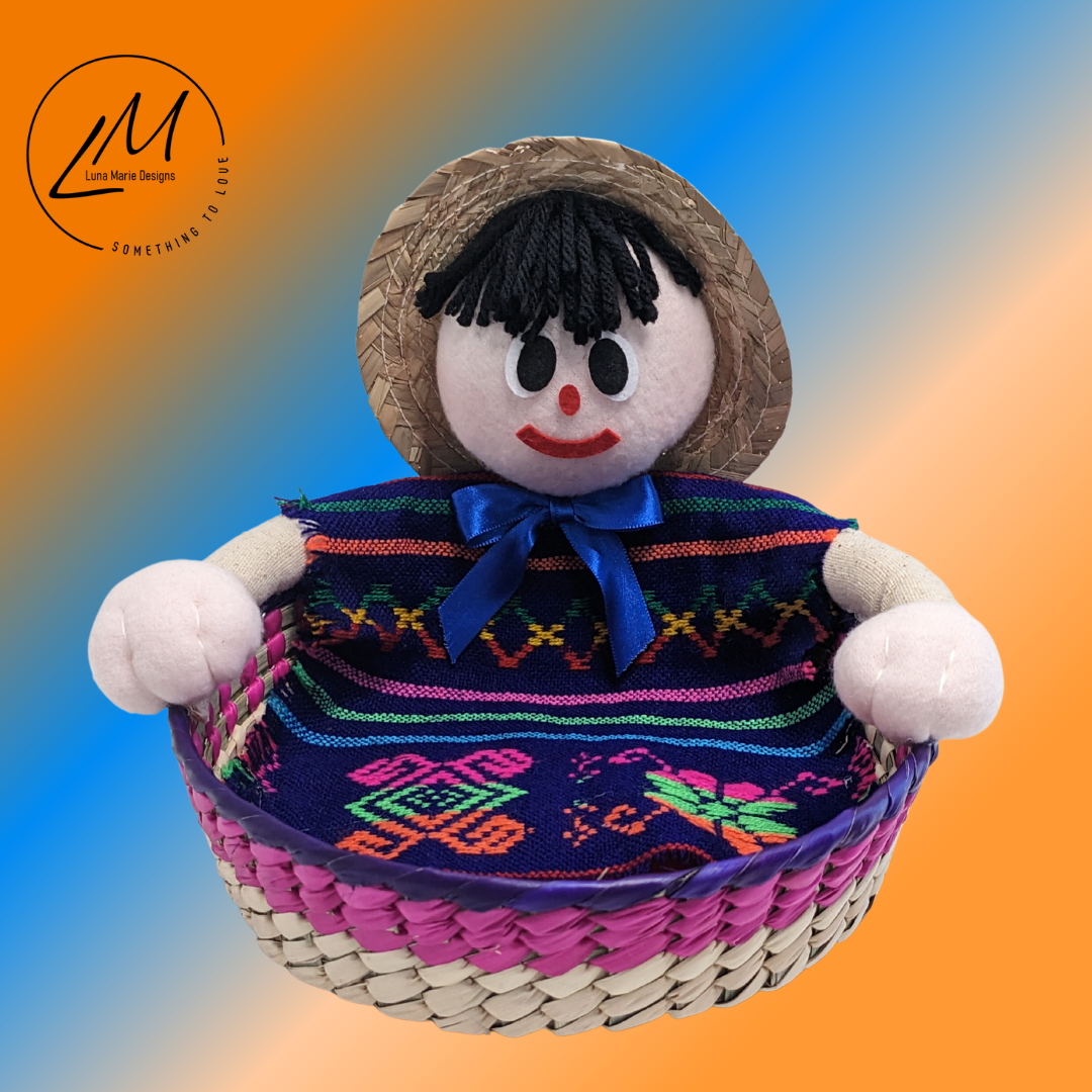 http://lunamariedesigns.com/cdn/shop/files/Small-Tortilla-Warmer-Lalo-0022-FrontA.png?v=1686287494