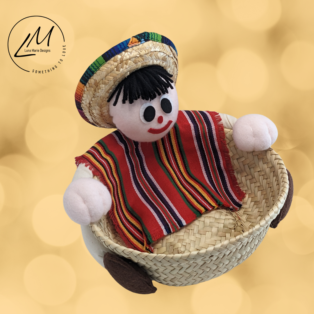 https://lunamariedesigns.com/cdn/shop/files/Large-Tortilla-Warmer-Lalo-0019-SideA.png?v=1686288547&width=1445